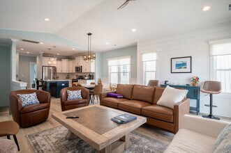 203 Texas Ave in Carolina Beach, NC - Building Photo - Building Photo