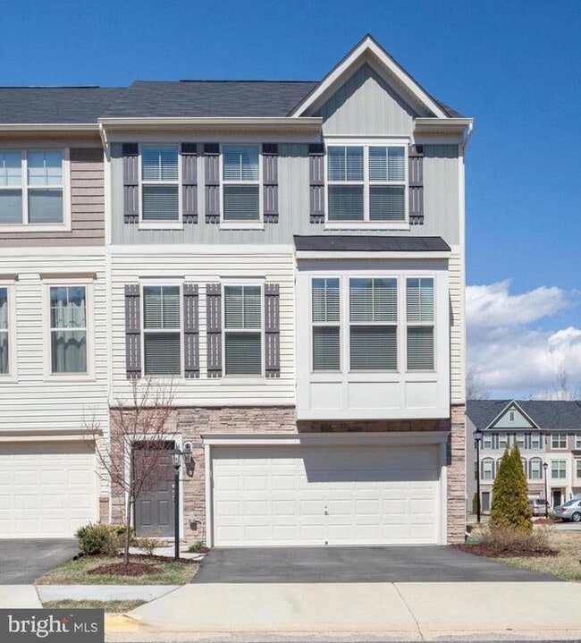property at 42598 Chisholm Dr
