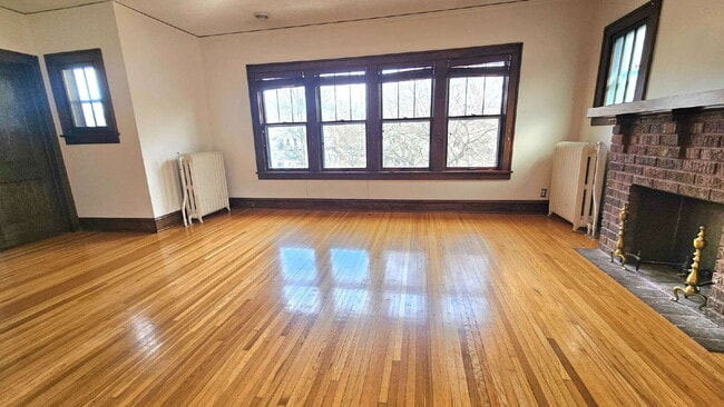 4536 Grand Ave S in Minneapolis, MN - Building Photo - Building Photo