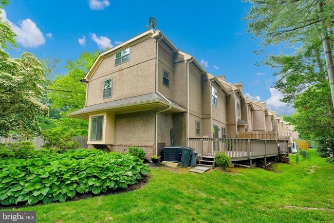 431 Eagle Rd in Wayne, PA - Building Photo - Building Photo