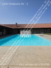 6208 Stonegate Dr in Bakersfield, CA - Building Photo - Building Photo