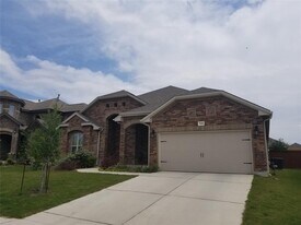 910 Overcup Dr in San Marcos, TX - Building Photo