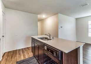 401 Everglades St in Princeton, TX - Building Photo - Building Photo