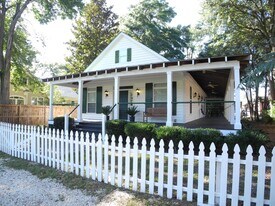 2805 3rd St in Thunderbolt, GA - Building Photo