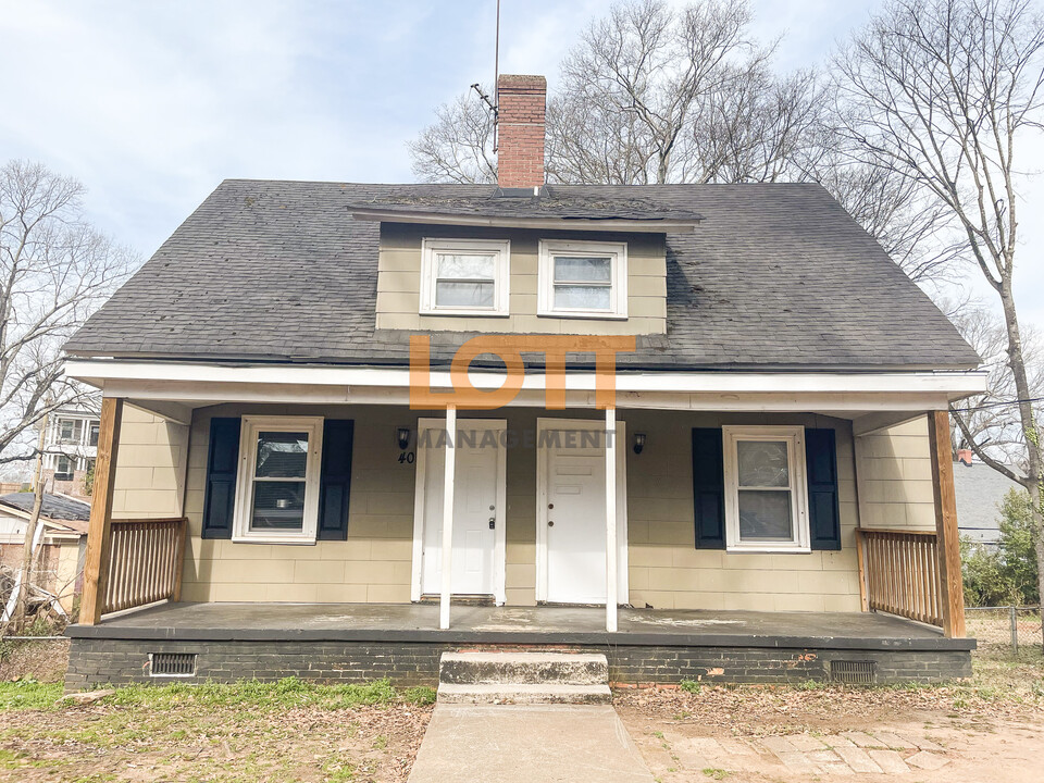 40 3rd St in Greenville, SC - Building Photo