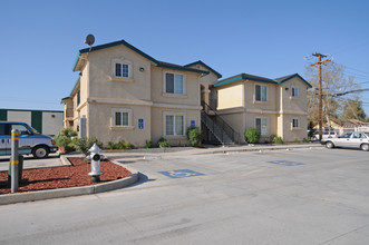 Mi Casa Apartments in Merced, CA - Building Photo - Building Photo