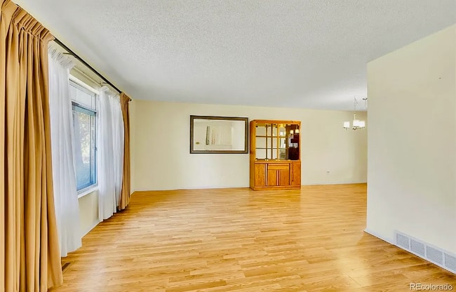 7165 S Syracuse Ct in Centennial, CO - Foto de edificio - Building Photo