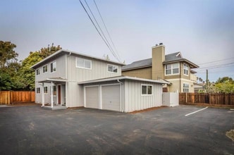 451 34th Ave in Santa Cruz, CA - Building Photo - Building Photo