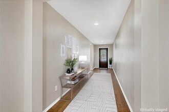 1203 Hyde Park Dr in Round Rock, TX - Building Photo - Building Photo