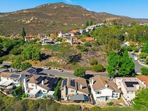 7773 Eagle Ridge Dr in San Diego, CA - Building Photo - Building Photo