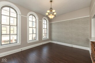 77 E Jefferson St, Unit 2235 in Franklin, IN - Building Photo - Building Photo