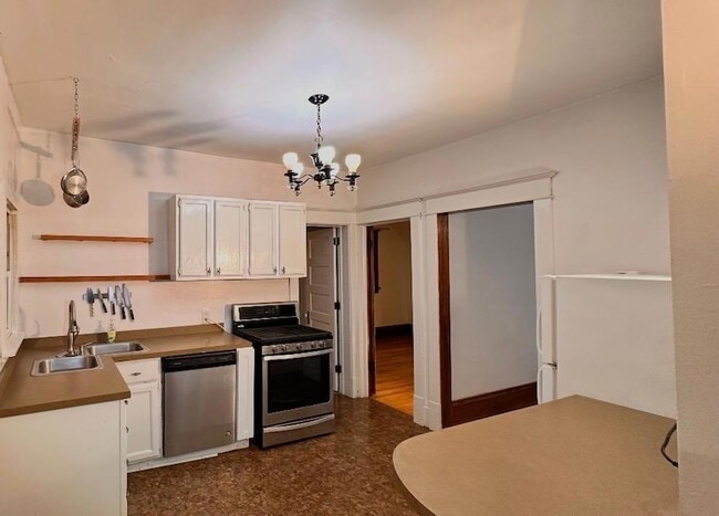 property at 1253 Ashland Ave