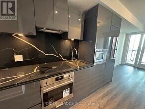 3010-3238 SIMCOE St in Toronto, ON - Building Photo - Building Photo