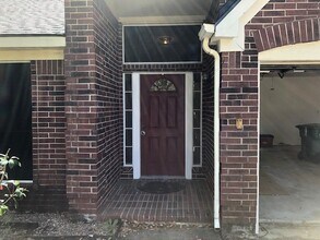 15403 Park Glen Dr in Sugar Land, TX - Building Photo - Building Photo