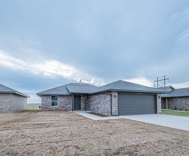 1626 Highland Loop in Guthrie, OK - Building Photo - Building Photo