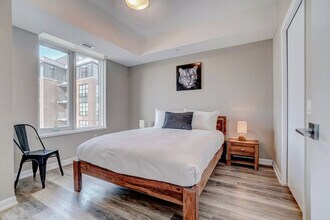 1140 Wellington St. W in Ottawa, ON - Building Photo - Building Photo