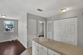 1098 Fuller Ln in Jacksonville, FL - Building Photo - Building Photo