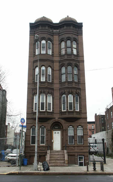 959 Bedford Ave in Brooklyn, NY - Foto de edificio - Building Photo