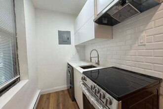 30 E 127th St in New York, NY - Building Photo - Building Photo