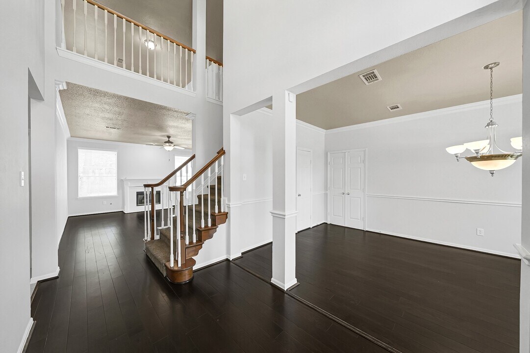 3834 Echo Mountain Dr in Houston, TX - Building Photo