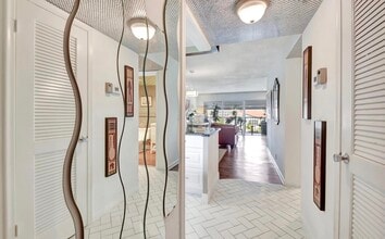 4070 Tivoli Ct in Greenacres, FL - Building Photo - Building Photo