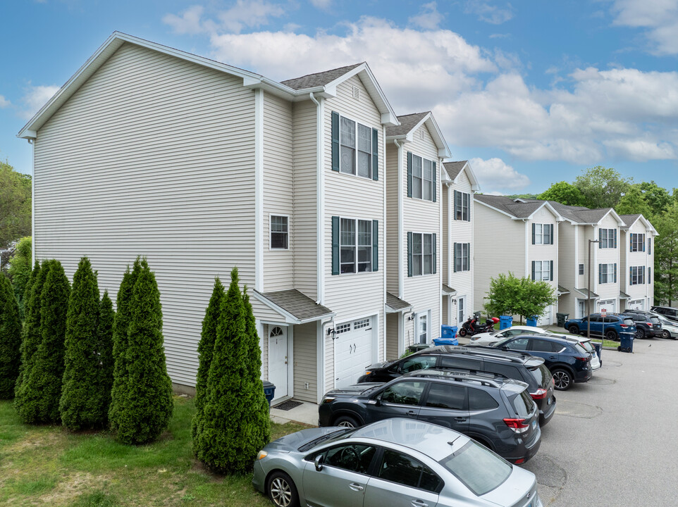 Palmer Place of Norwich Condominiums in Norwich, CT - Foto de edificio