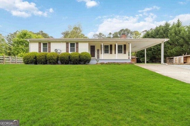 property at 3040 Land Rd