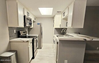1111 E University Dr in Tempe, AZ - Building Photo - Building Photo