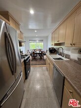 12205 Gorham Ave in Los Angeles, CA - Building Photo - Building Photo