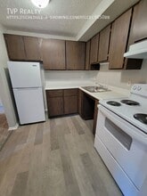 1444 W River Rd N in Elyria, OH - Building Photo - Building Photo