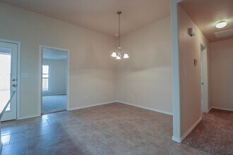 7418 104th St in Lubbock, TX - Building Photo - Building Photo