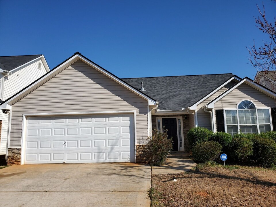 1840 Midcourt Way in Mcdonough, GA - Building Photo