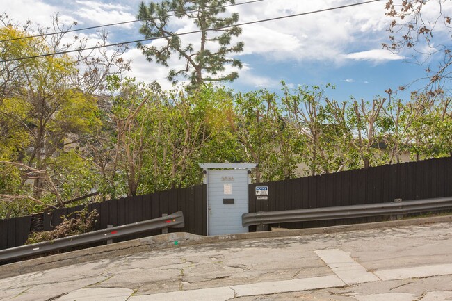 property at 3836 De Longpre Ave