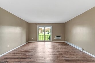 807 Eves Dr in Hillsborough Township, NJ - Building Photo - Building Photo