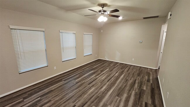 8131 Blooming Meadow Ln in Houston, TX - Building Photo - Building Photo