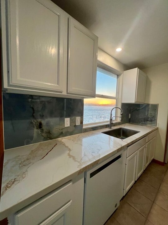 975 CA-1 in Bodega Bay, CA - Building Photo