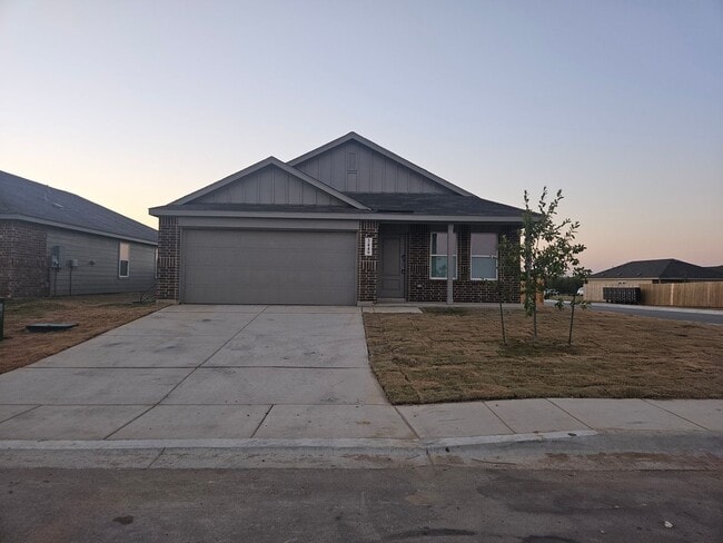 property at 3449 Sky Pl