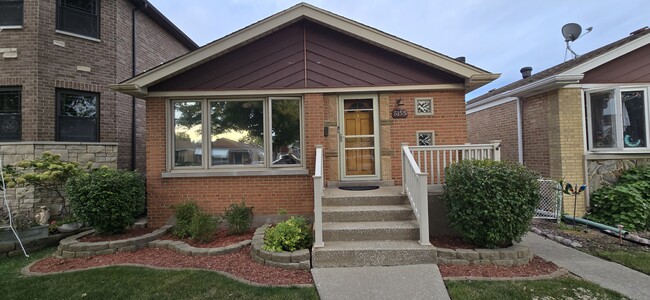 property at 5155 S Mobile Ave