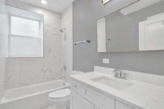 1113 S Taylor Ave in Oak Park, IL - Building Photo - Building Photo