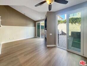 27109 Teton Trail in Santa Clarita, CA - Building Photo - Building Photo