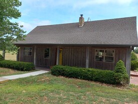 5360 MO-125 in Rogersville, MO - Building Photo