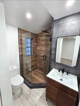 1815 SW 67th Ct in Miami, FL - Building Photo - Building Photo