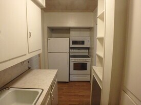 10 W Southern Ave, Unit 10