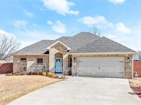 1901 Woodhause Cir in Pea Ridge, AR - Building Photo