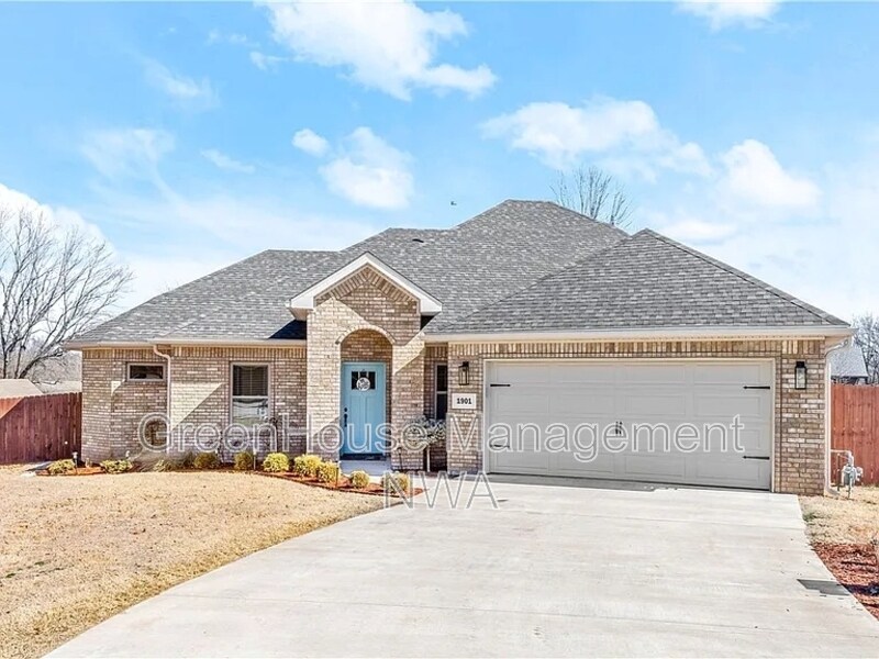 1901 Woodhause Cir in Pea Ridge, AR - Building Photo