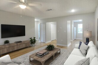 2222 Zinfandel Ln in Eagle Lake, FL - Building Photo - Building Photo