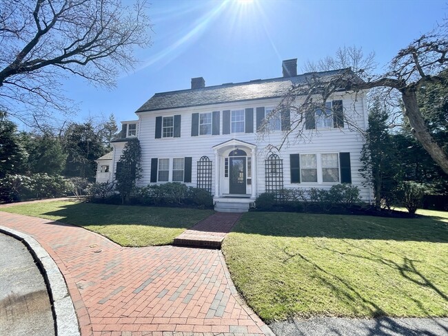 7 Lincoln Ln in Cambridge, MA - Foto de edificio - Building Photo