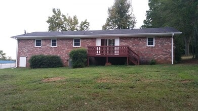 119 Karen drive in Clemson, SC - Foto de edificio - Building Photo