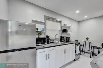 824 S 20th Ave in Hollywood, FL - Building Photo - Building Photo