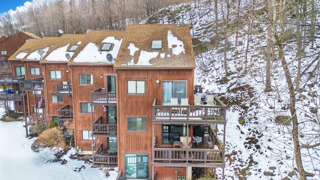6 Sunrise Dr, Unit 2 in Vernon, NJ - Building Photo - Building Photo